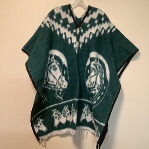 Vintage bohemian green/white one size‎ fringe western horse poncho blanket